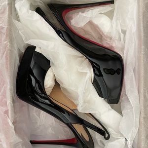 Selling my black loubs, they have been worn but are in great shape, size 6